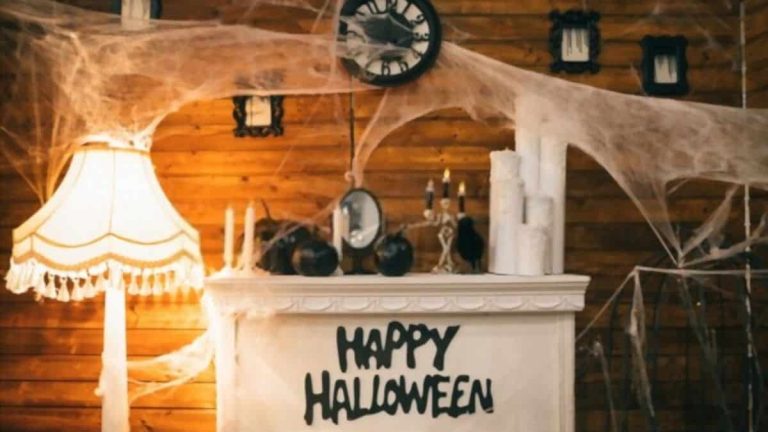 35 Best DIY Halloween Decoration Ideas