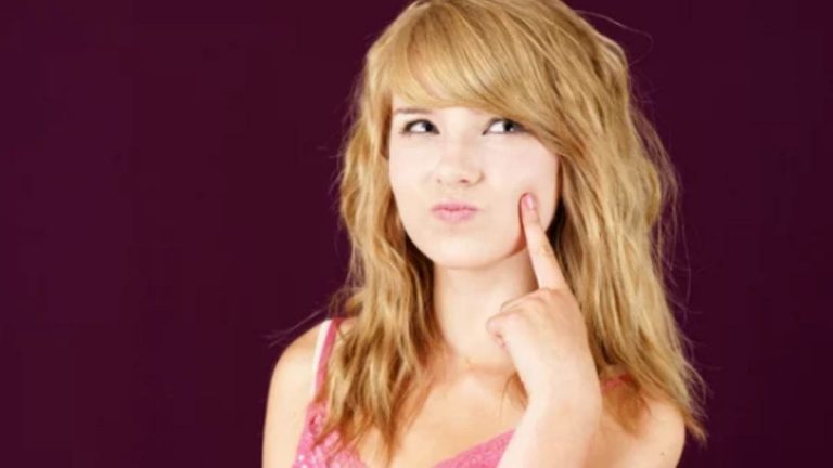 What is Brassy Hair [Everything you need to know]