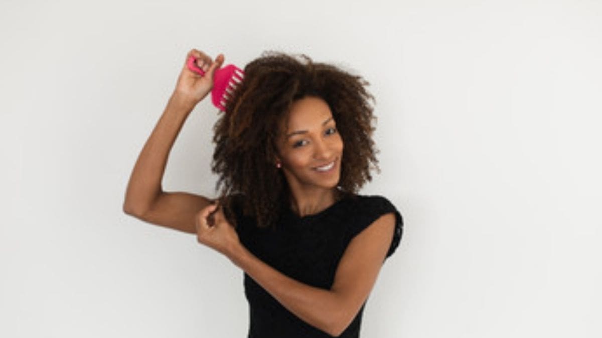 Read more about the article How To Detangle Severely Matted Hair
