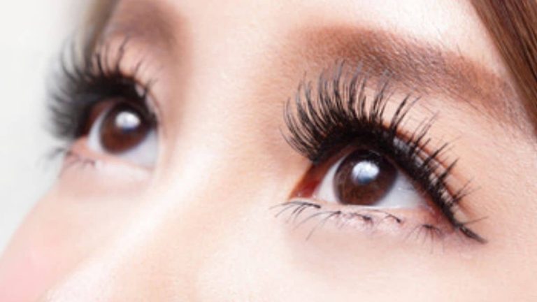 Best Mascara for Asian Lashes [Facts that will blow your mind]