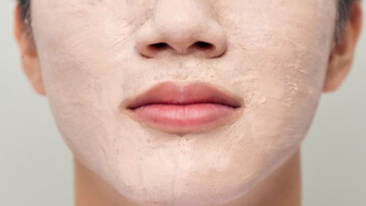 Read more about the article Korean skincare for men [The secret to beautiful skin for men? Find out! ]