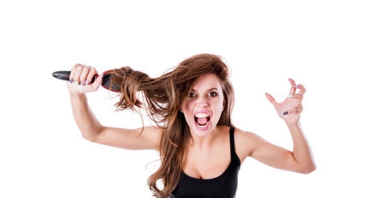 Read more about the article Why is my hair so tangled after washing?