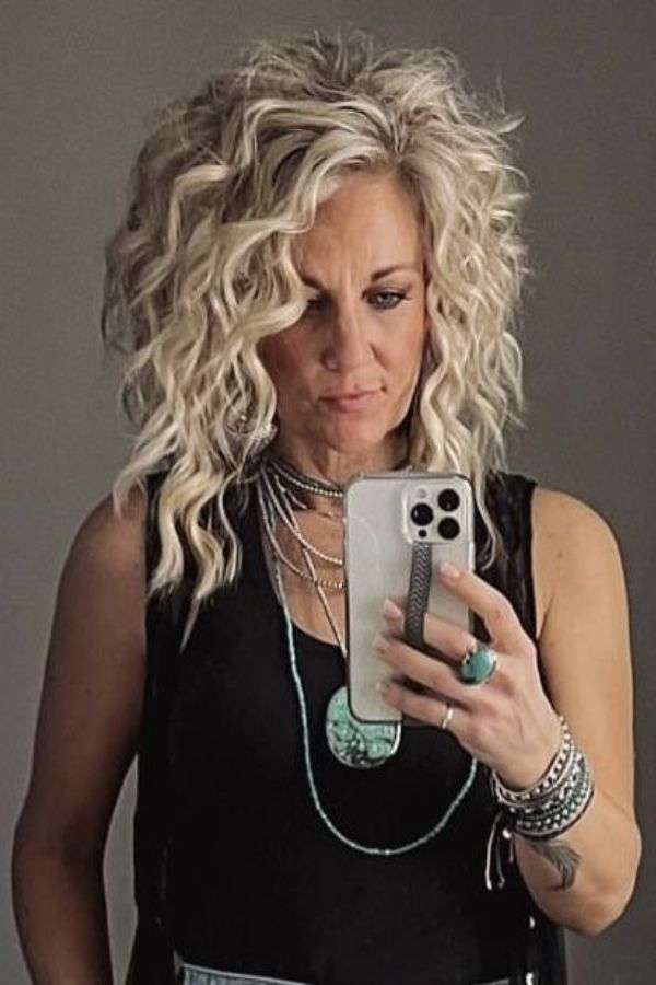 Beachy Waves with a Twist