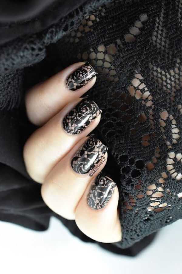 29 Chic and Edgy Black Autumn Nails+ Embrace the Dark Elegance of the ...
