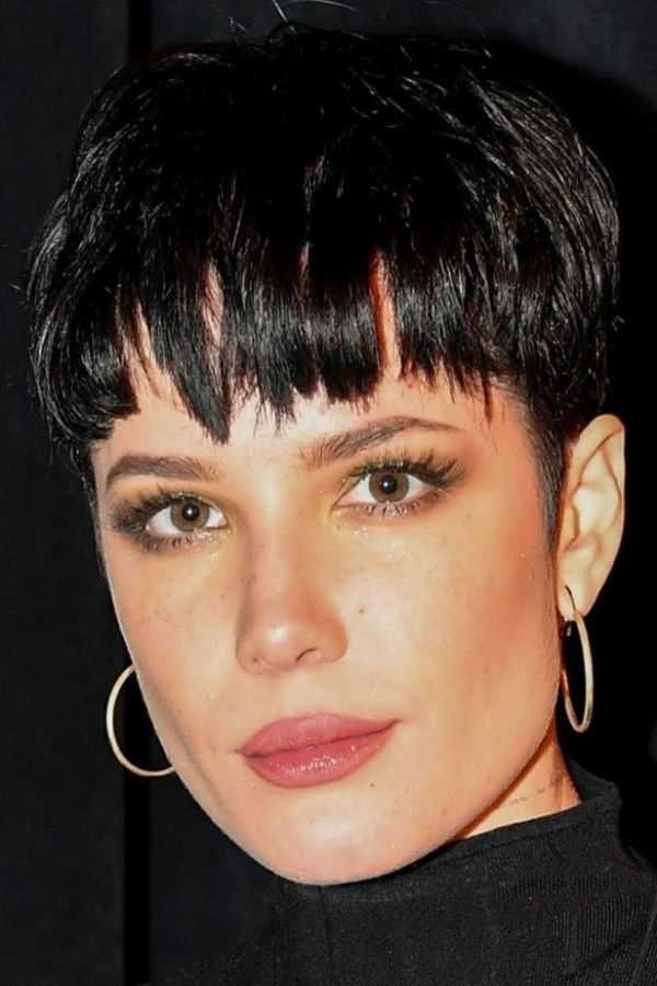 31 Iconic 90s Pixie Cuts: A Nostalgic Journey into a Timeless Trend ...