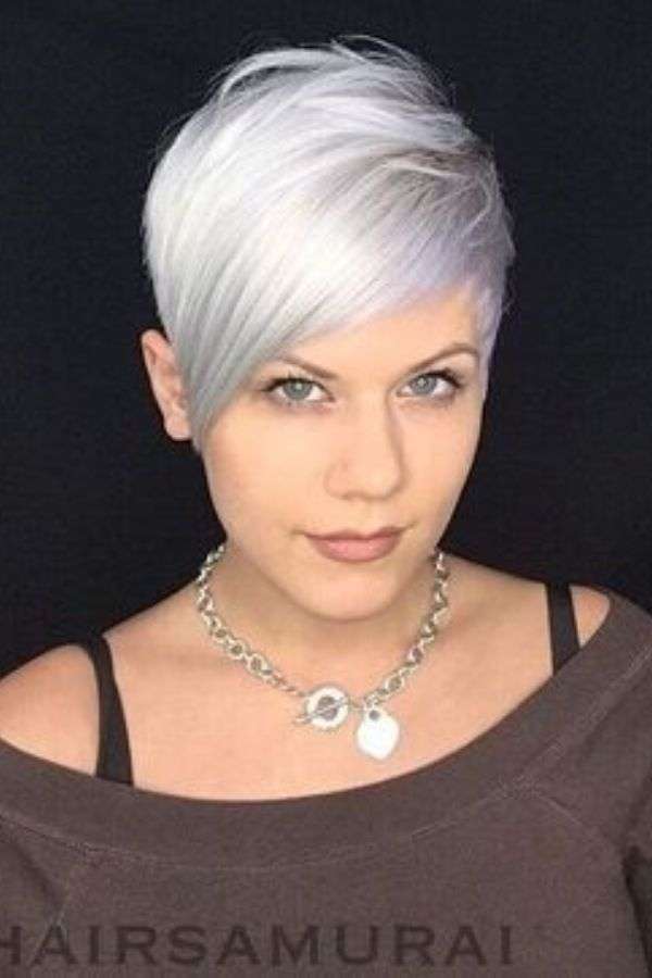 19 Silver-Haired Beauties + Haircut Inspirations for a Stunning Look ...