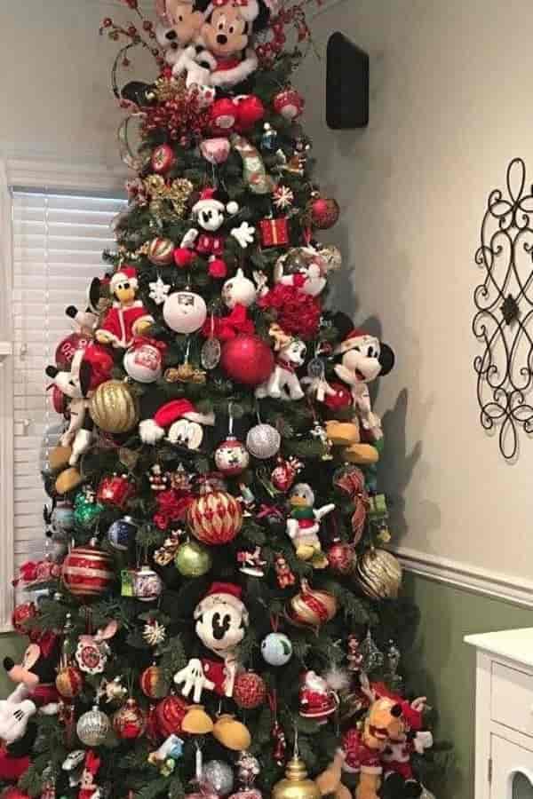 Disney-Themed Tree Christmas Tree Decoration Ideas