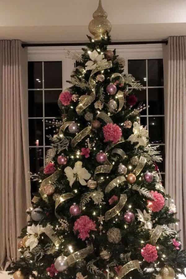Living Trees Christmas Tree Decor Ideas