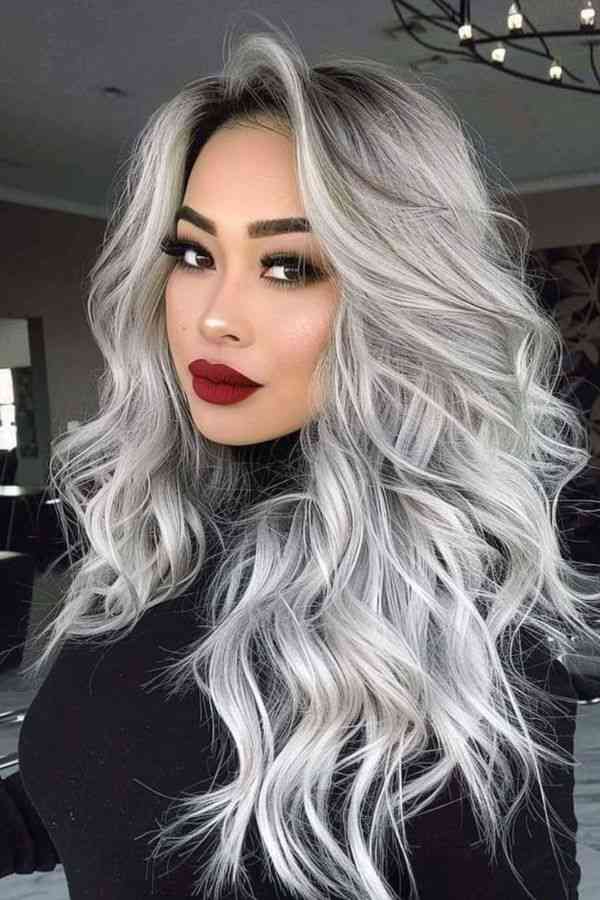 Brushed-Out Hollywood Waves with Silver Highlights